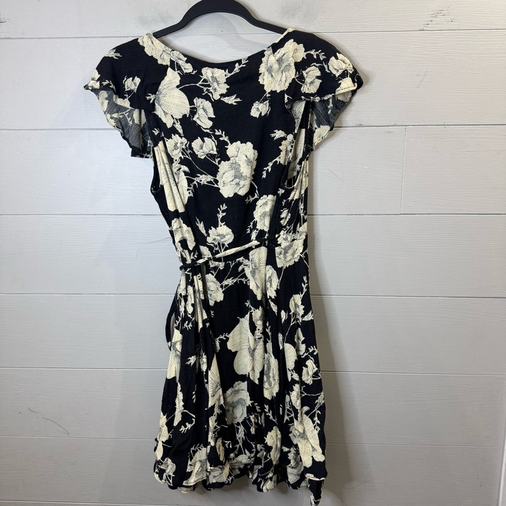 Free People | French Quarter Floral Printed Flutter Sleeve Wrap Mini Dress Small - Picture 9 of 10
